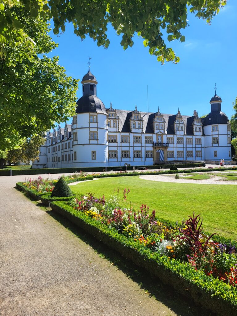 Schloss Neuhaus, Paderborn: An Episcopal Residence and Moated Renaissance Castle 2 Schloss Neuhaus, Paderborn