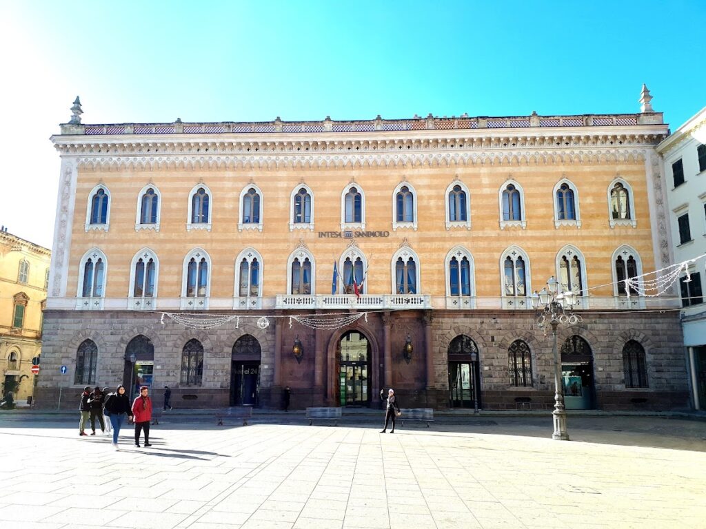 Palazzo della Provincia: An Administrative and Civic Palace in Sassari 1 Palazzo della Provincia