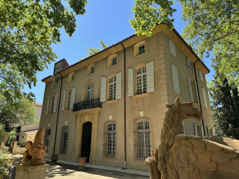Bastide du Jas de Bouffan: A Provençal Manor and Cézanne Museum in France