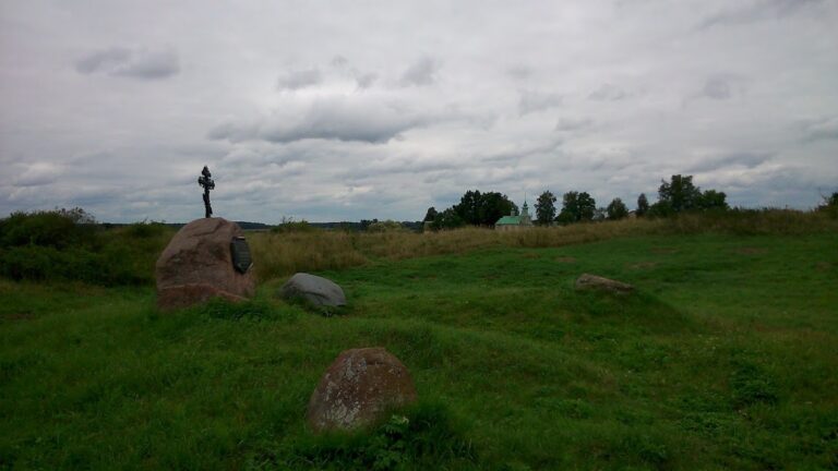 Drutskoye Gorodishche: A medieval fortified enclosure in Drutsk, Belarus