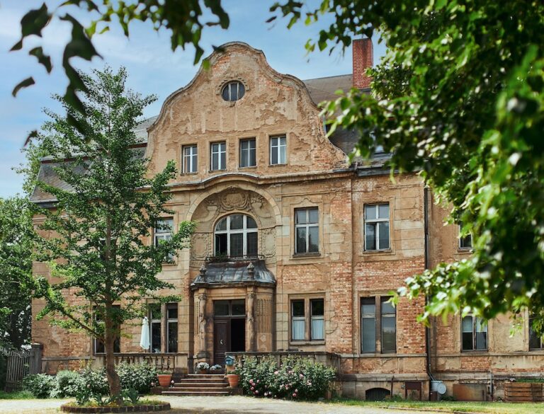 Rittergut Etzdorf: A Historic Estate and Agricultural Enterprise in Germany