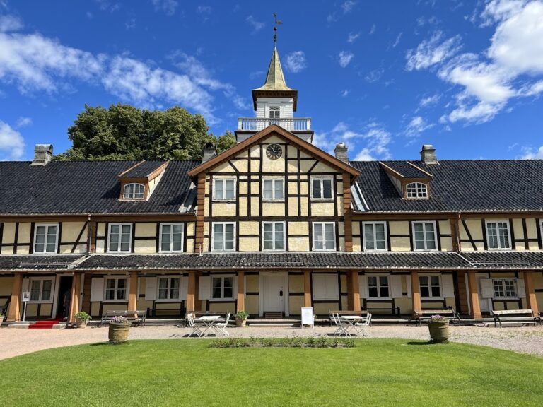 Frogner Manor: An Eighteenth-Century Estate and Oslo City Museum