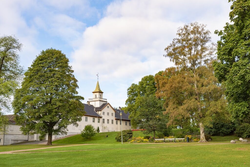 Frogner Manor: An Eighteenth-Century Estate and Oslo City Museum 2 Frogner Manor