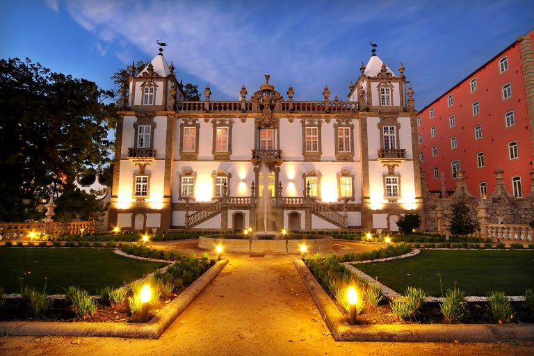Palácio do Freixo: A Baroque Aristocratic Residence in Porto