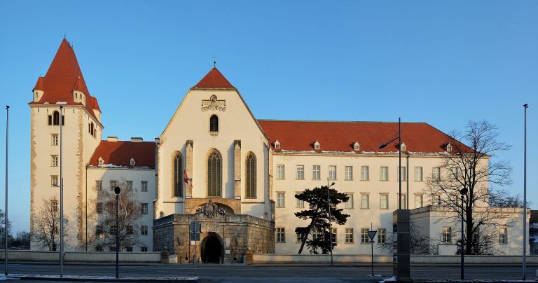 Burg Wiener Neustadt: Fortress, Imperial Residence, and Military Academy in Austria