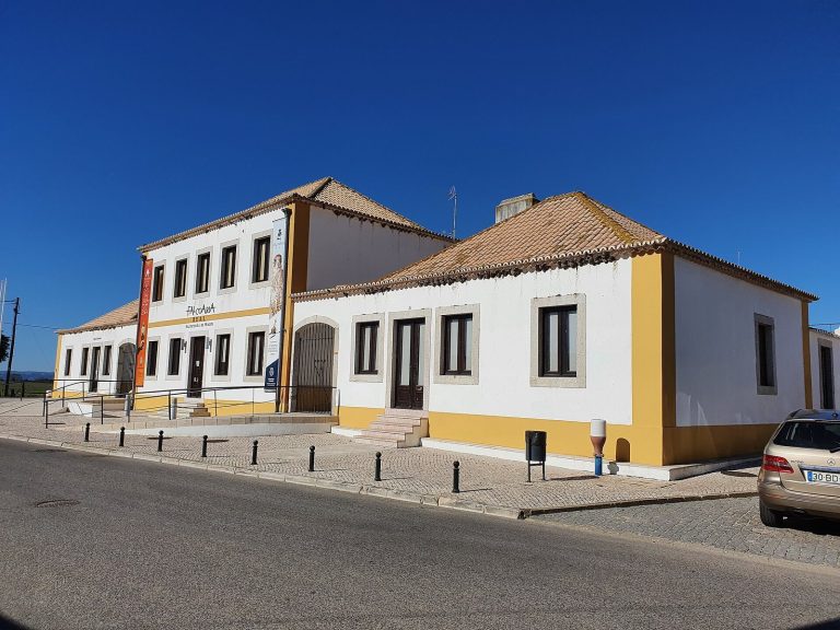 Royal Palace of Salvaterra de Magos: A Portuguese Royal Residence and Hunting Lodge
