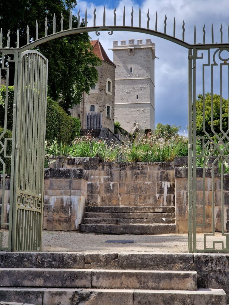 Parc Buffon: A Historic Castle Park in Montbard, France 3 Parc Buffon
