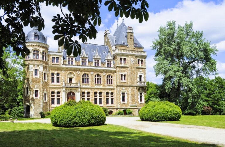 Château de Méridon: A Neo-Renaissance Country Residence in France