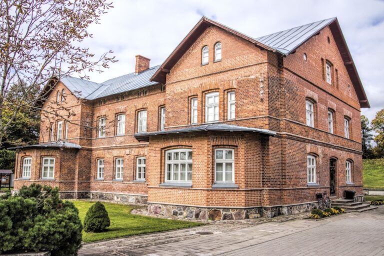 Rietavas Manor: An Ogiński Residential and Industrial Estate in Lithuania