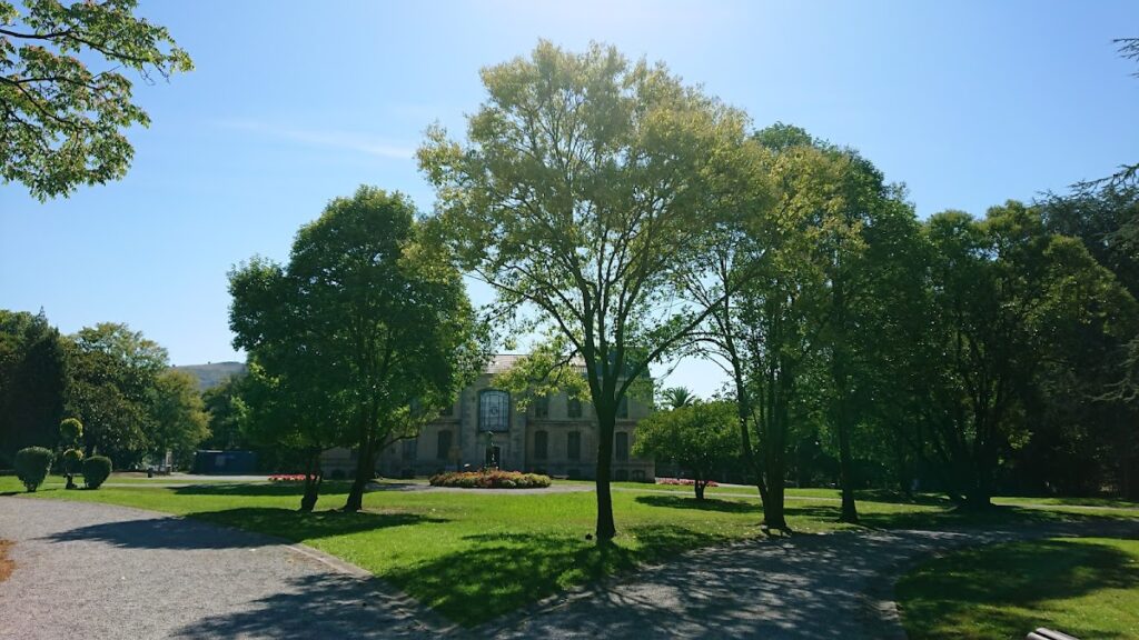 Palacio Munoa: A French Second Empire Mansion and Historic Estate in Barakaldo 3 Palacio Munoa