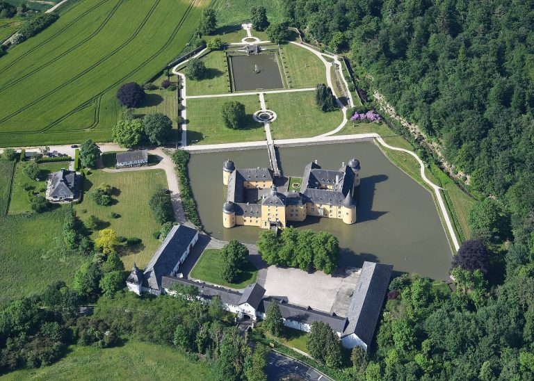 Gudenau Castle: A Water Castle in Germany