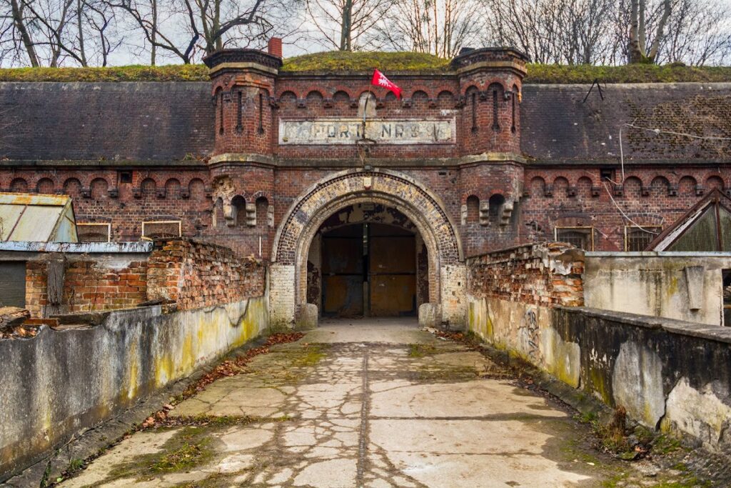 Fort IX in Poznań: A Detached Fort of the Poznań Fortress 1 Fort IX w Poznaniu
