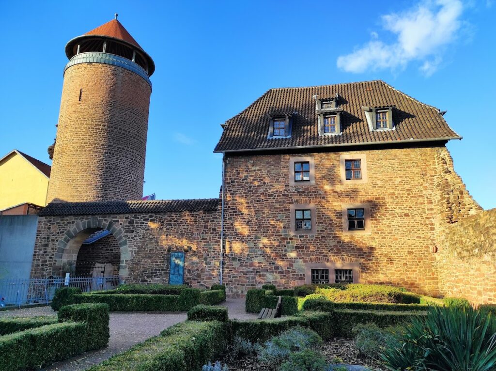 Burg Wendelstein: A Medieval Town Castle in Germany 2 Burg Wendelstein