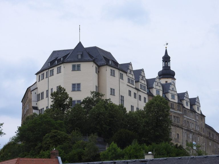 Oberes Schloss: A Historic Castle and Government Residence in Greiz, Germany