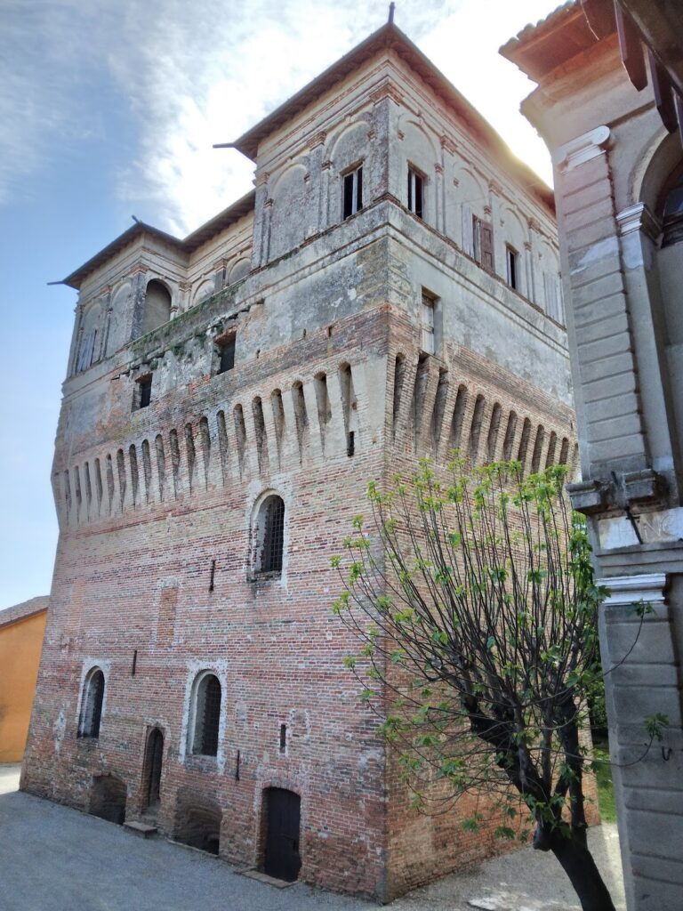 Palazzo Barbò: A Renaissance Aristocratic Residence in Torre Pallavicina, Italy 3 Palazzo Barbò