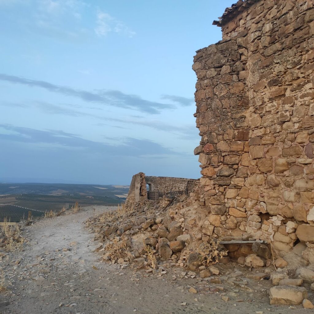 Fuentetéjar Castle: A Medieval Rural Fortress in Spain 2 Castillo de Fuentetéjar