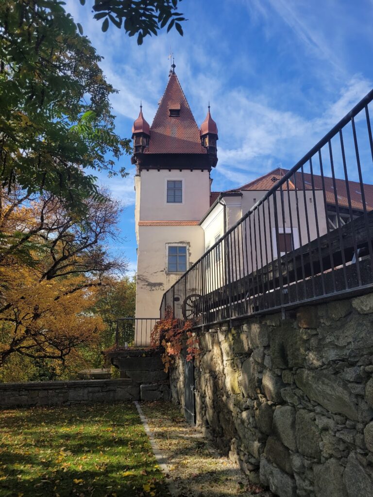 Schloss Hagenberg im Mühlkreis: A Historic Palace and Technology Centre in Austria