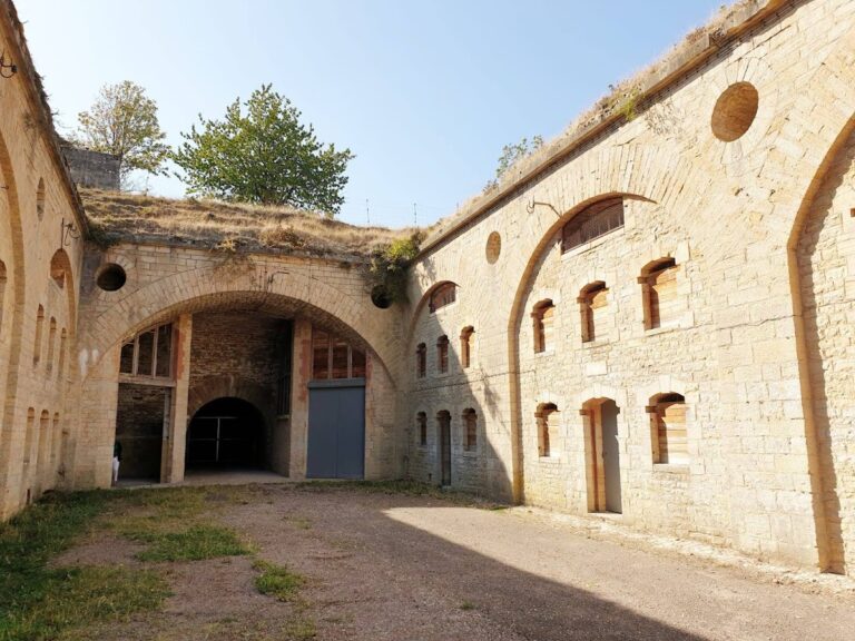 Fort de la Motte-Giron: A Detached Fort Protecting Dijon