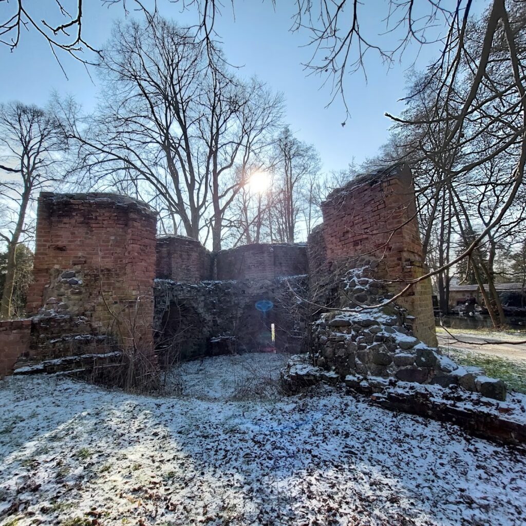 Schloss Sonnewalde: Residence and Administrative Center of a Brandenburg Lordship 2 Schloss Sonnewalde