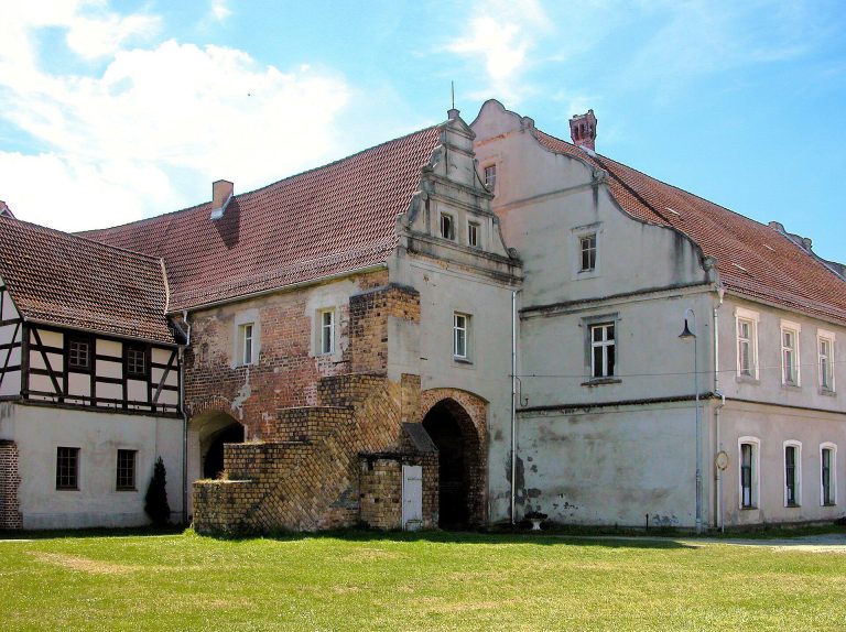 Schloss Sonnewalde: Residence and Administrative Center of a Brandenburg Lordship