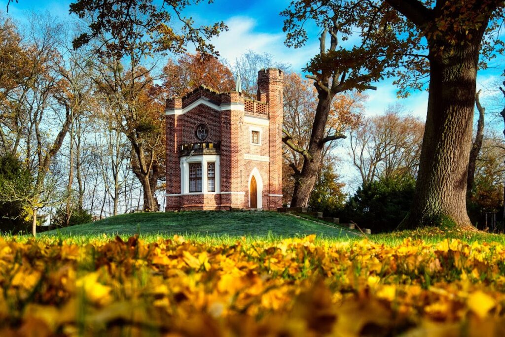 Luisium: A Neoclassical Palace and Landscape Garden in Germany 3 Luisium