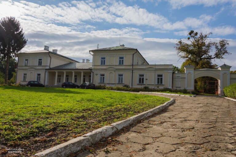Werbkowice Palace: A Classicist Palace-and-Park Estate in Poland
