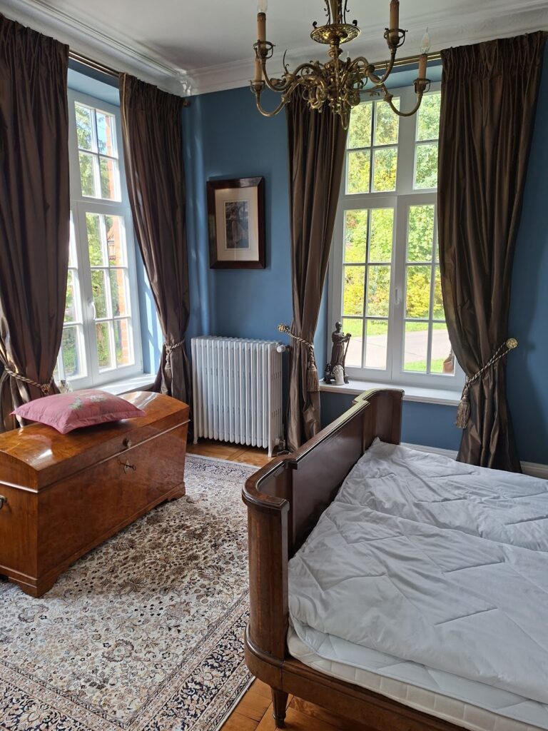 Herrenhaus Brookhusen: A Historicist Manor House in Benitz, Germany 2 Herrenhaus Brookhusen