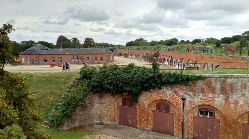 Fort Brockhurst: A Palmerston Fort Protecting Portsmouth Harbour 2 Fort Brockhurst