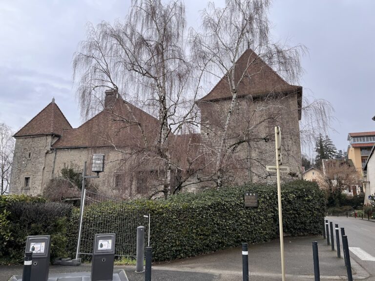 Château de Rives: Former Montjoux Priory in Thonon-les-Bains