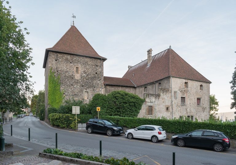 Château de Rives: Former Montjoux Priory in Thonon-les-Bains