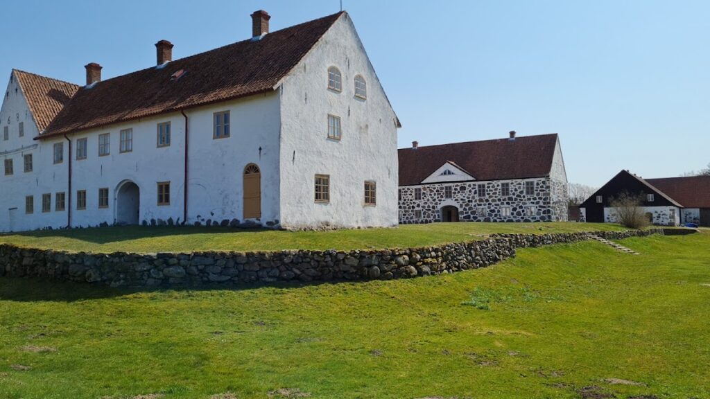 Hovdala Castle: A Historic Estate in Sweden 5 Hovdala Castle