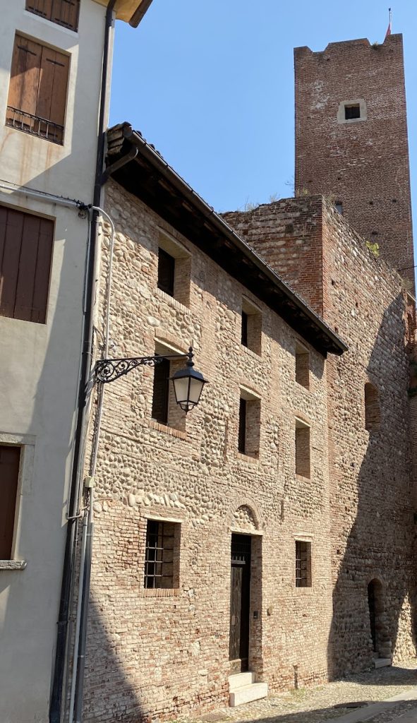 Castle (Ezzelini Castle): Medieval Fortification in Bassano del Grappa 2 Castle