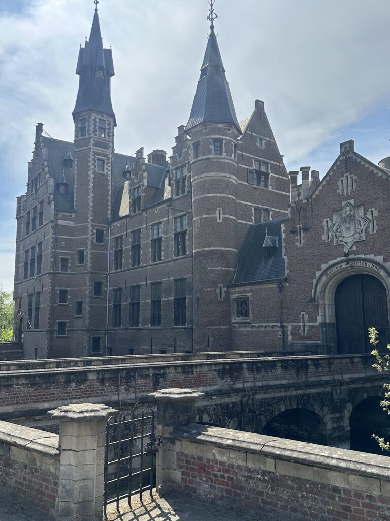 Sterckshof: A Reconstructed Renaissance Castle in Antwerp