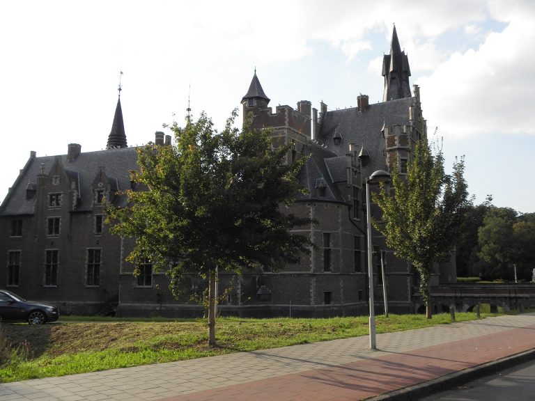 Sterckshof: A Reconstructed Renaissance Castle in Antwerp
