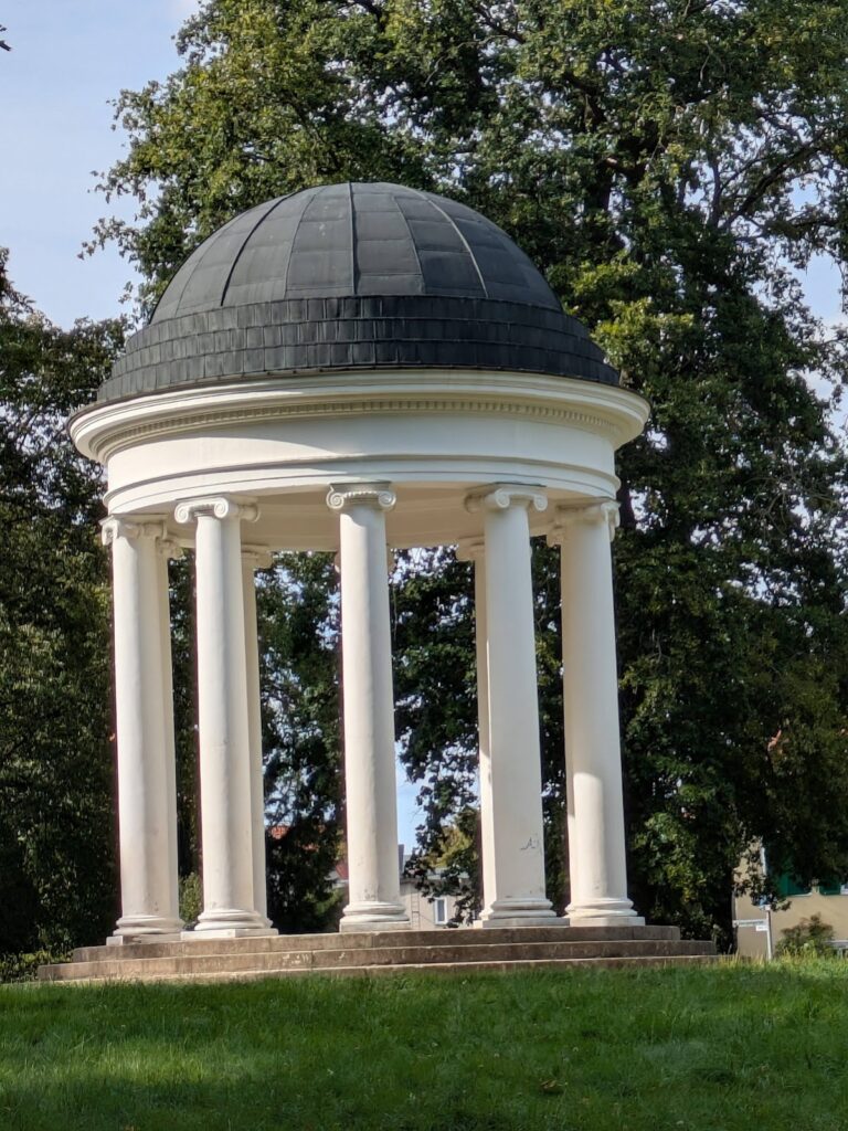 Georgium: A Neoclassical Palace and Landscape Garden in Germany 2 Georgium