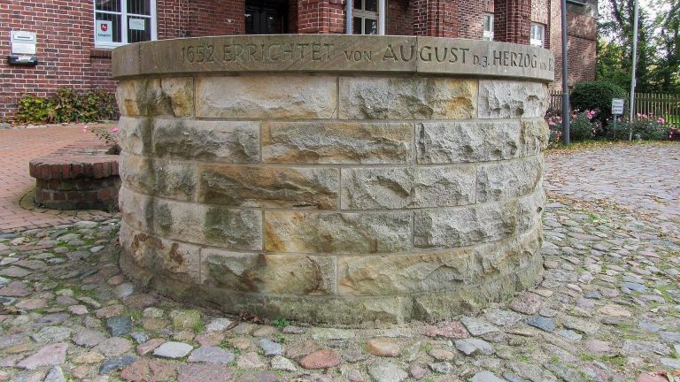 Schloss Dannenberg: Medieval Castle and Welf Residence in Germany
