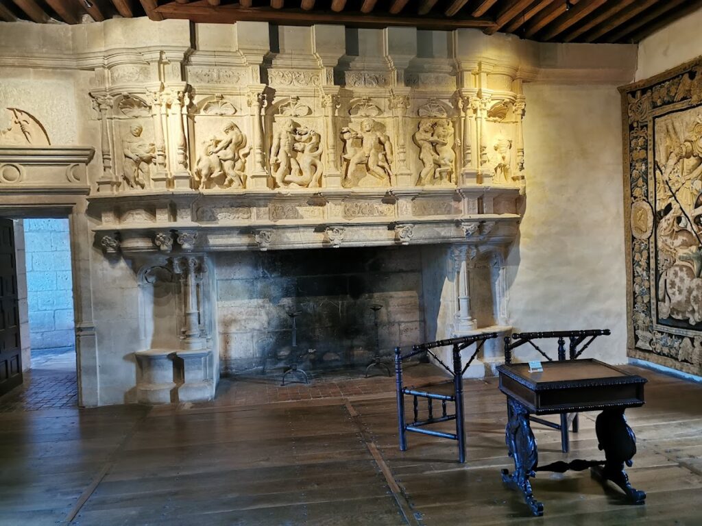 Château de Puyguilhem: A Renaissance Noble Residence in France 2 Château de Puyguilhem
