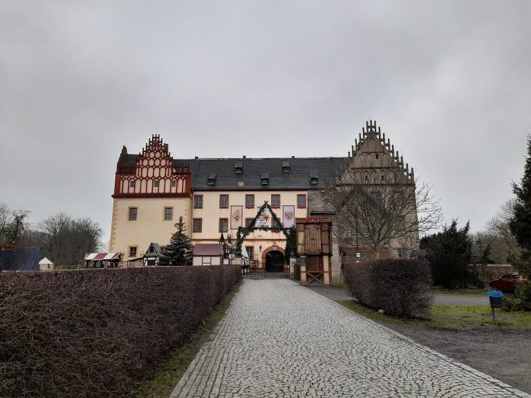 Schloss Trebsen: A Late Gothic Residential Castle in Germany