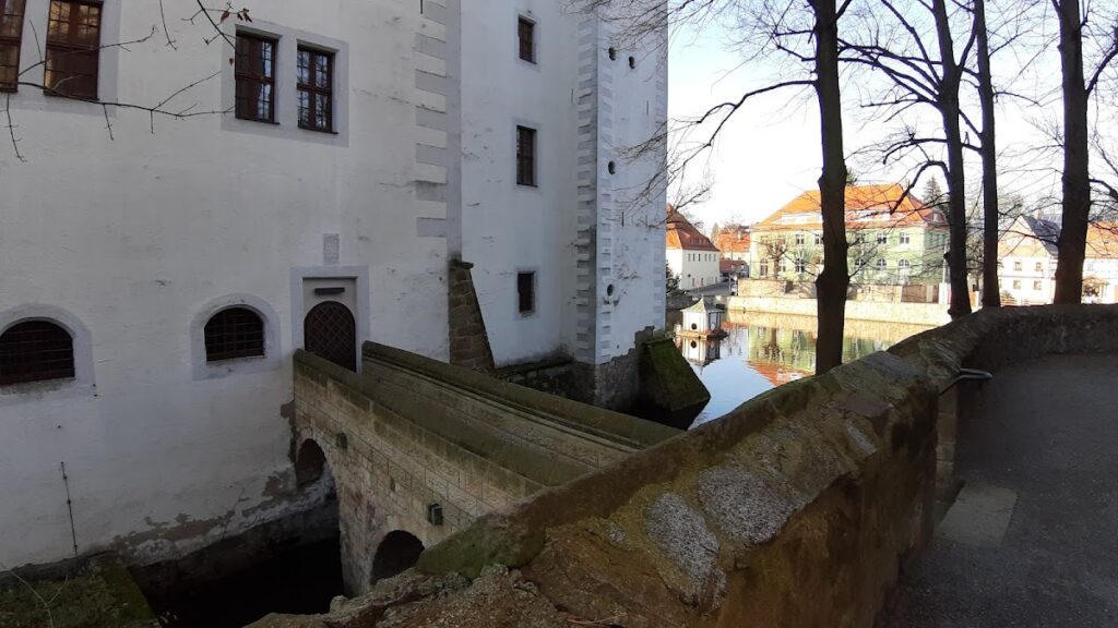 Schönfeld Castle: A Renaissance Manor and Cultural Venue in Dresden, Germany 3 Schönfeld Castle