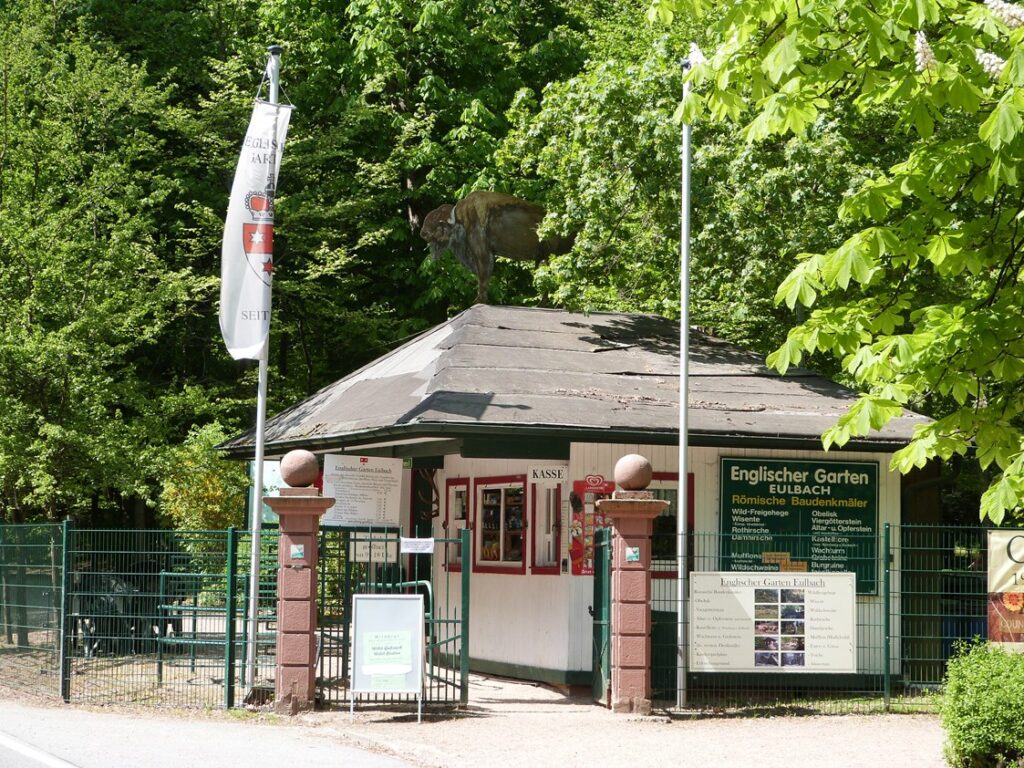 Schloss und Park Eulbach: An English Landscape Garden and Archaeological Park in Germany 1 Schloss und Park Eulbach