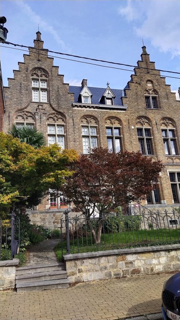 Le Rœulx Castle: A Croÿ Noble Residence in Belgium 2 Le Rœulx Castle