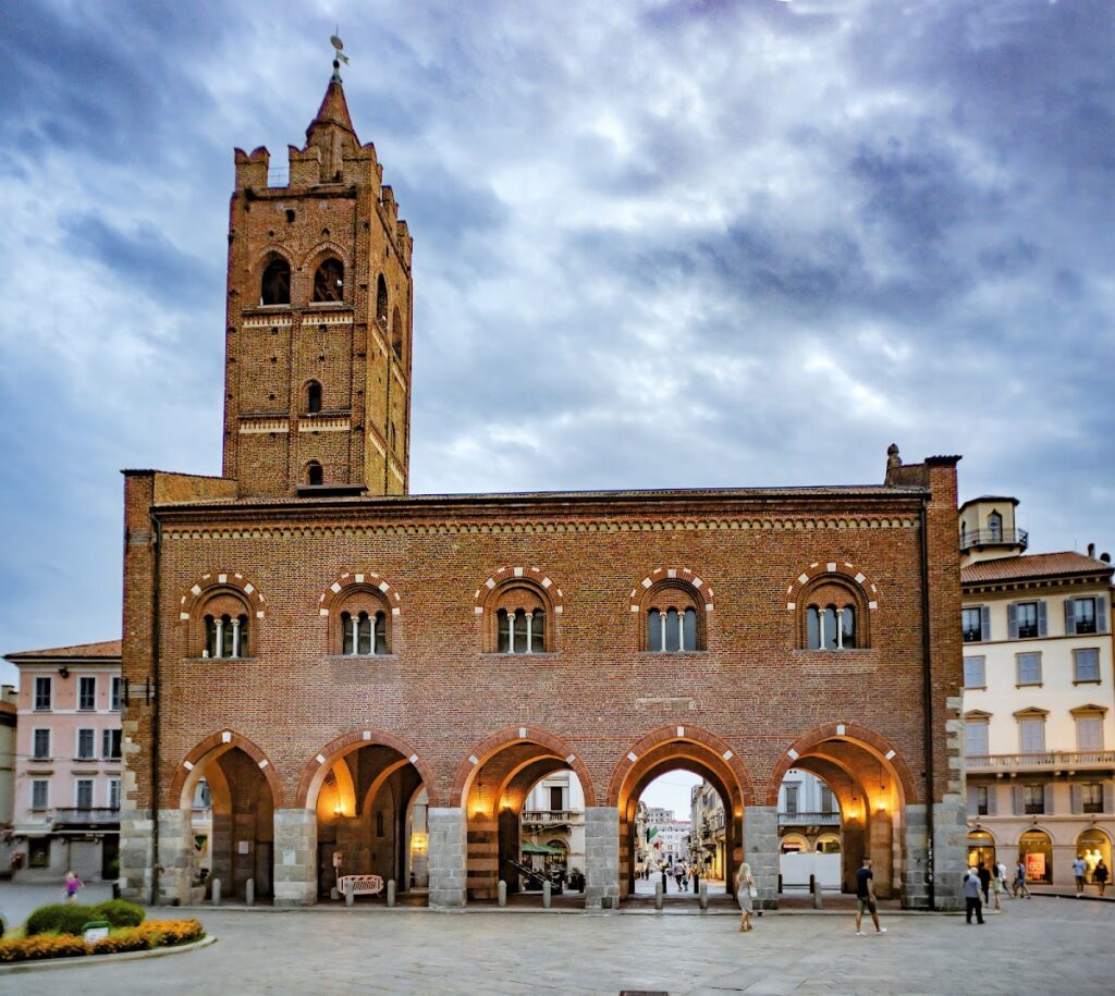 Arengario: Monza’s Medieval Town Hall in Italy 1 Arengario