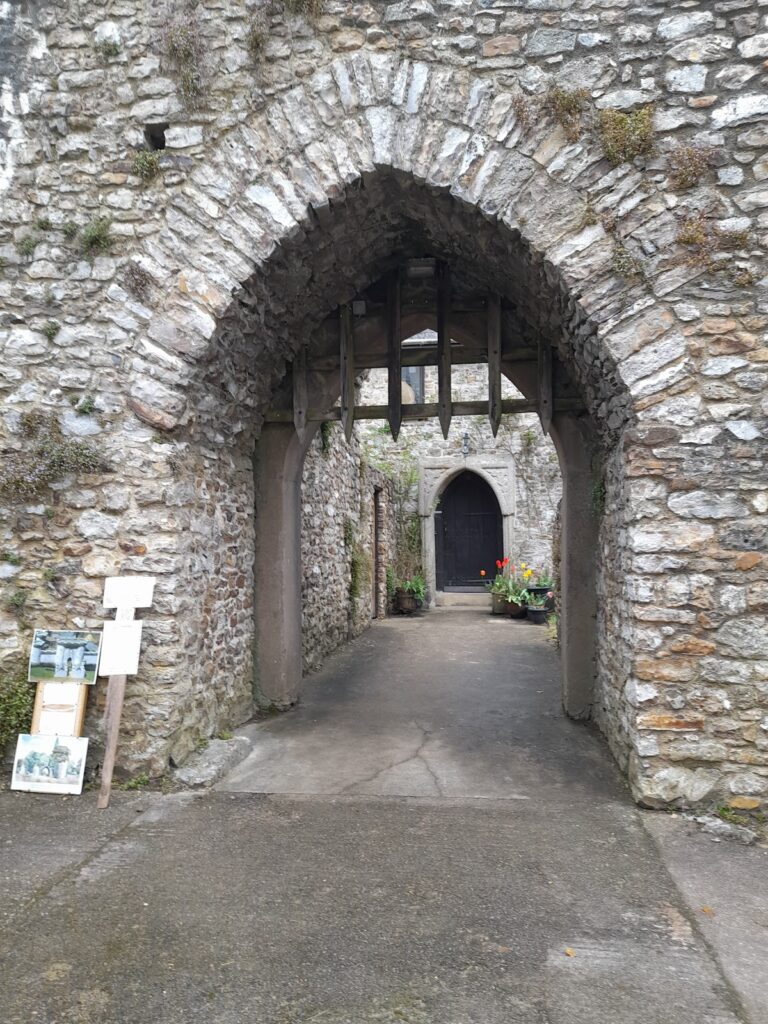 Hemyock Castle: A Medieval Fortification in Devon 2 Hemyock Castle