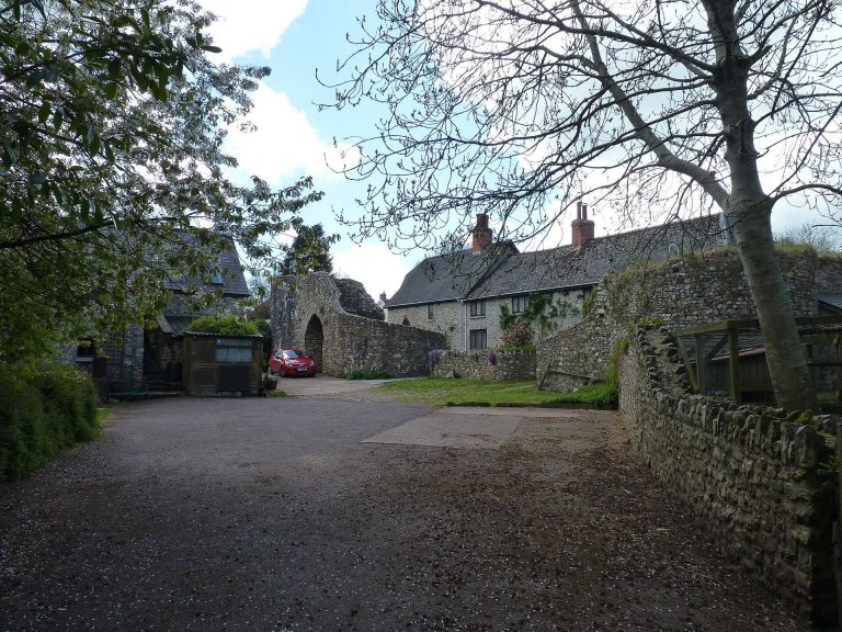 Hemyock Castle: A Medieval Fortification in Devon