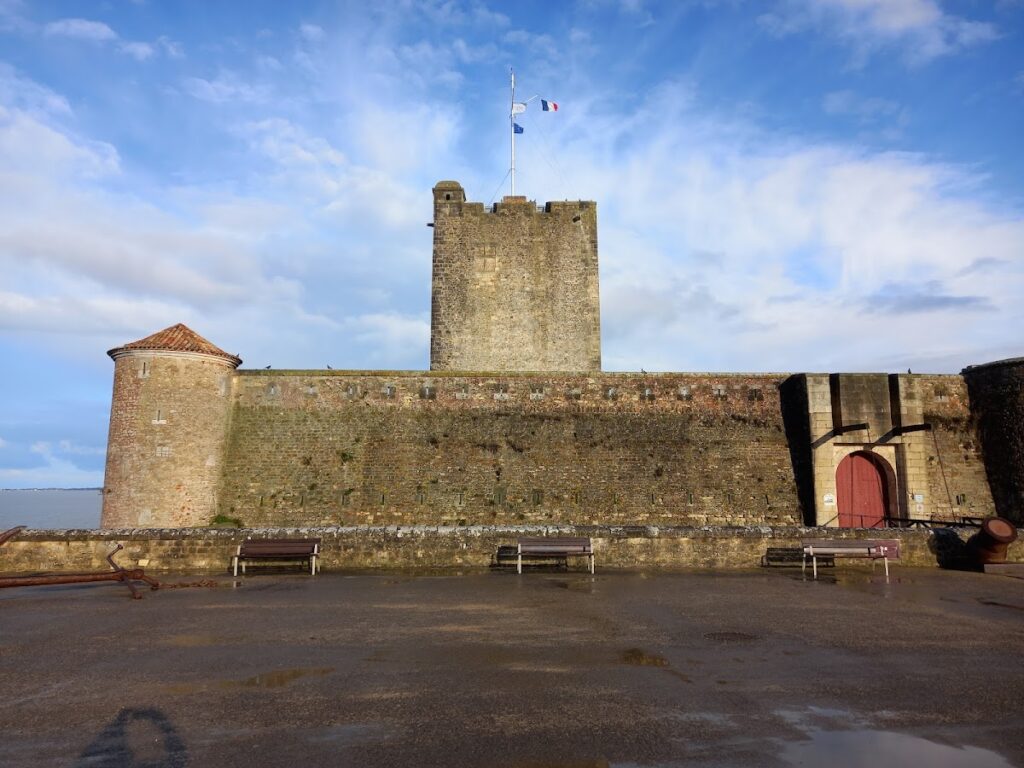 Fort de Fouras: A Royal Sea Fortress on the Charente Estuary 1 Fort de Fouras
