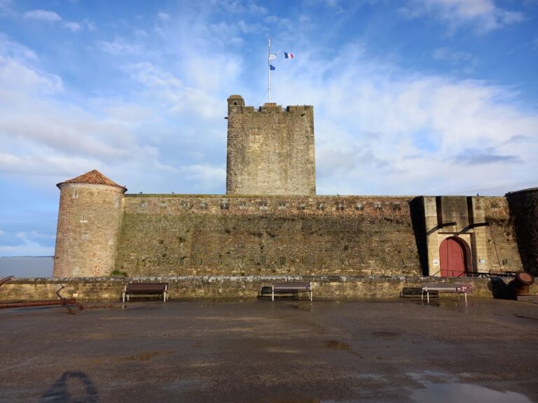 Fort de Fouras: A Royal Sea Fortress on the Charente Estuary