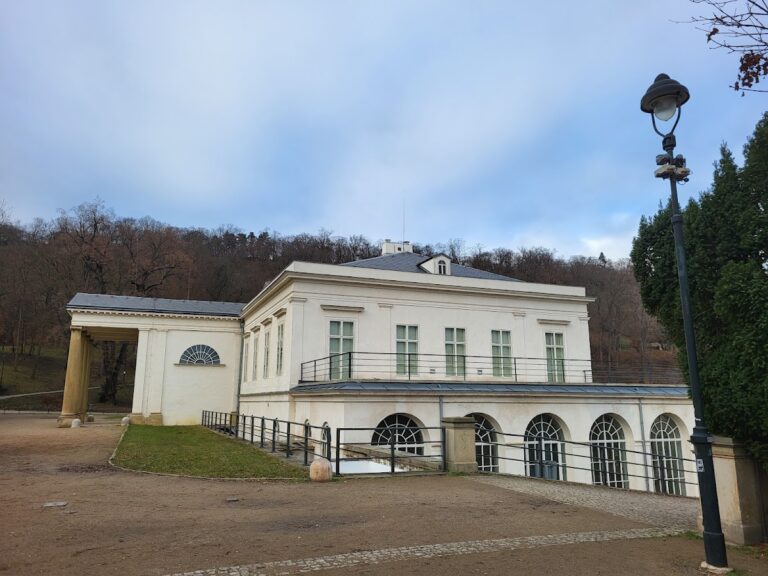 Letohrádek Kinských: A Neoclassical Summer Residence and Ethnographic Museum in Prague