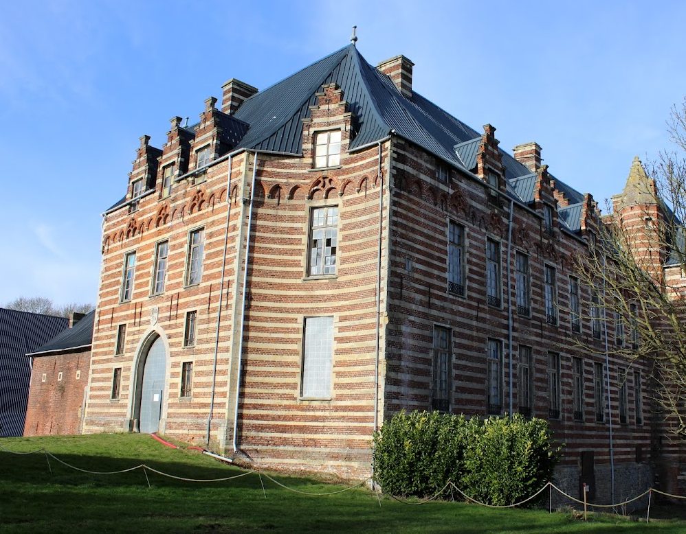 Heers Castle: A Historic Castle Estate in Belgium 2 Heers Castle