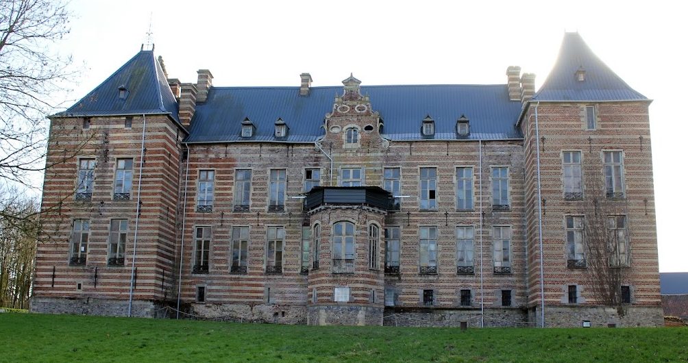 Heers Castle: A Historic Castle Estate in Belgium 3 Heers Castle