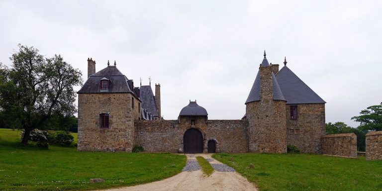 Manoir de la Chaslerie: a Norman Manor Complex in France